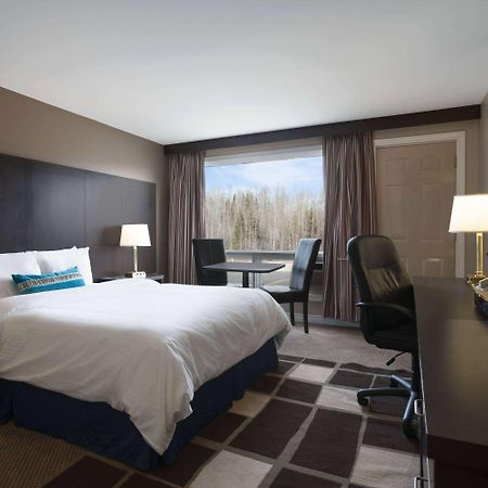 Travelodge By Wyndham Капъскейсинг Екстериор снимка